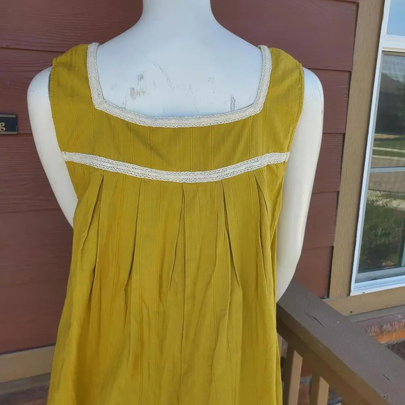 NWT Friday's Project Olive Green and Cream Embroidered Women's Sleeveless Blouse - Picture 13 of 15